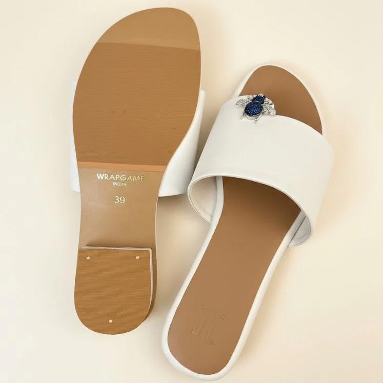 COSMIC BEE SLIDES (WHITE ONLY)