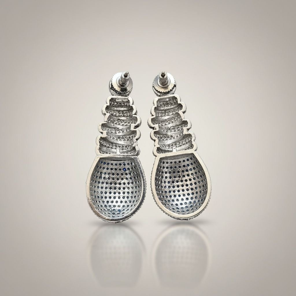 Cocktail Lock Earring