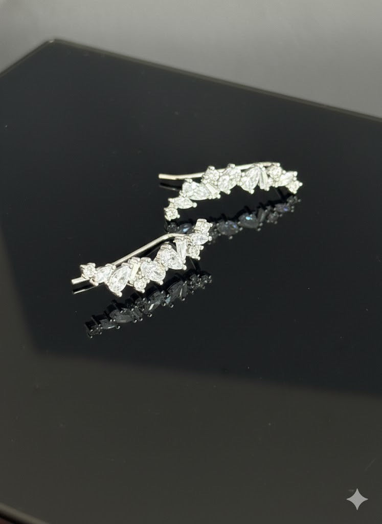 Leaf Diamonte Earcuff