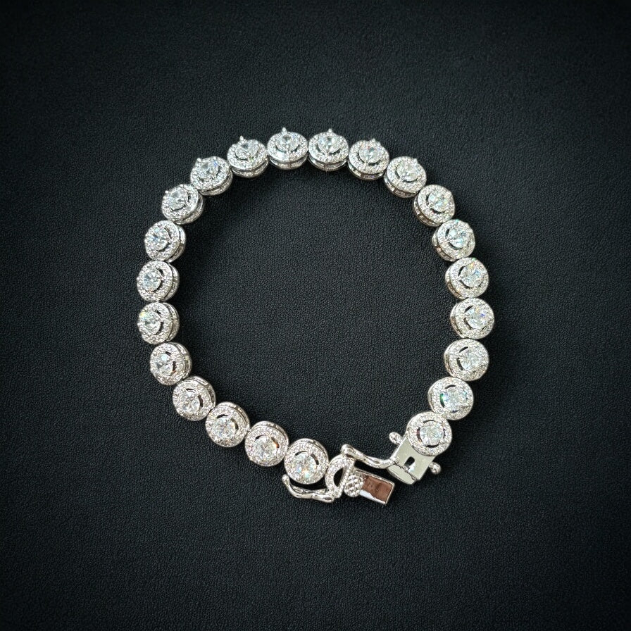 ROUND HALO BRACELET