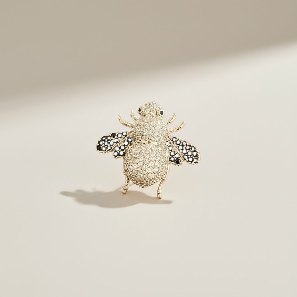 Cosmic bee ring