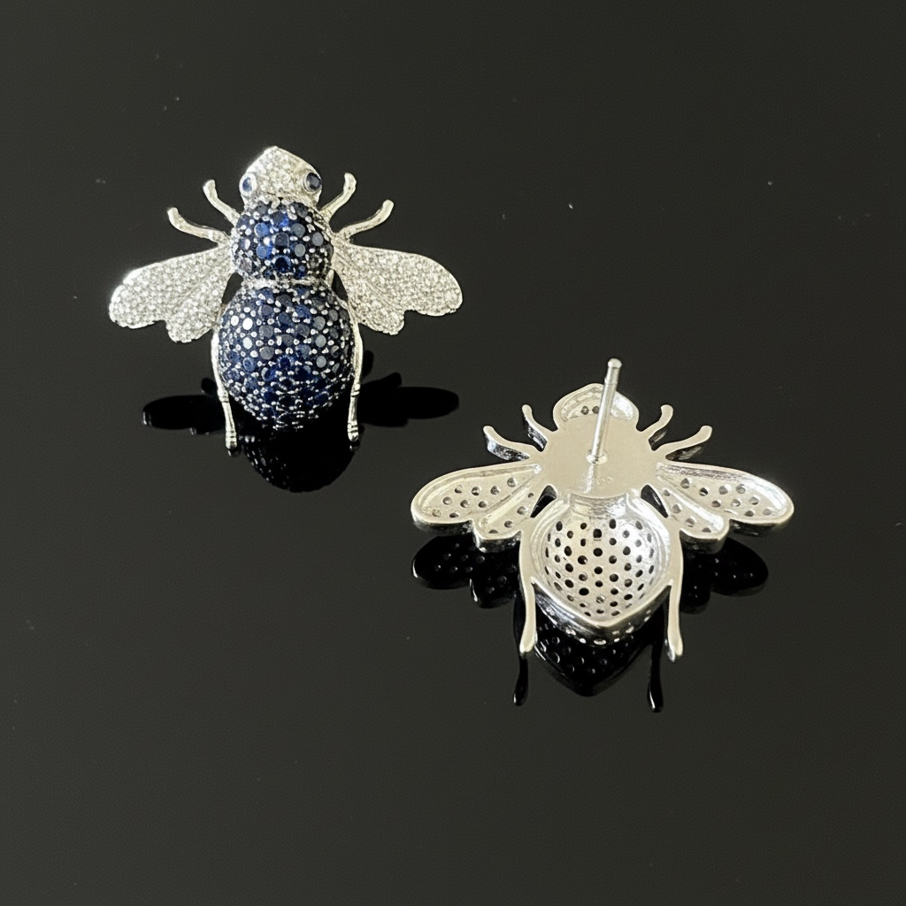 COSMIC BLING BEE EARRING (Silver Polish)