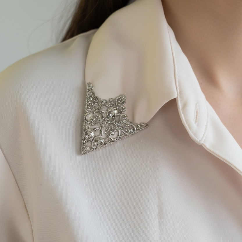 Regalia Collar Jewels