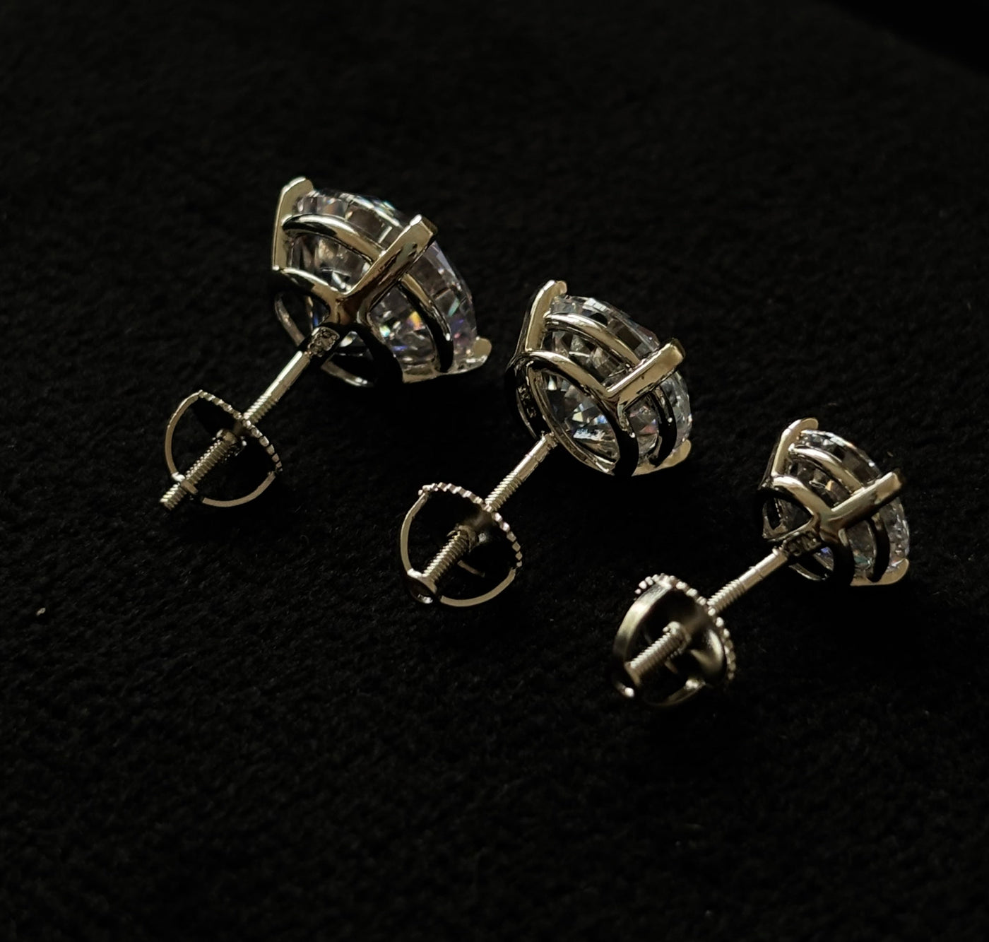 earrings design
earrings
jewellery shop near me
earcuff
fashion jewelry
hoops
stud earrings
studs
drop earrings
hoop earrings