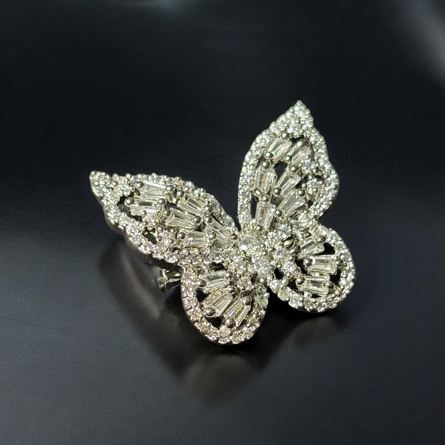 brooch for men	
rhodium	brooch	
mens brooch	
lapel pin	
jewellery shop near me