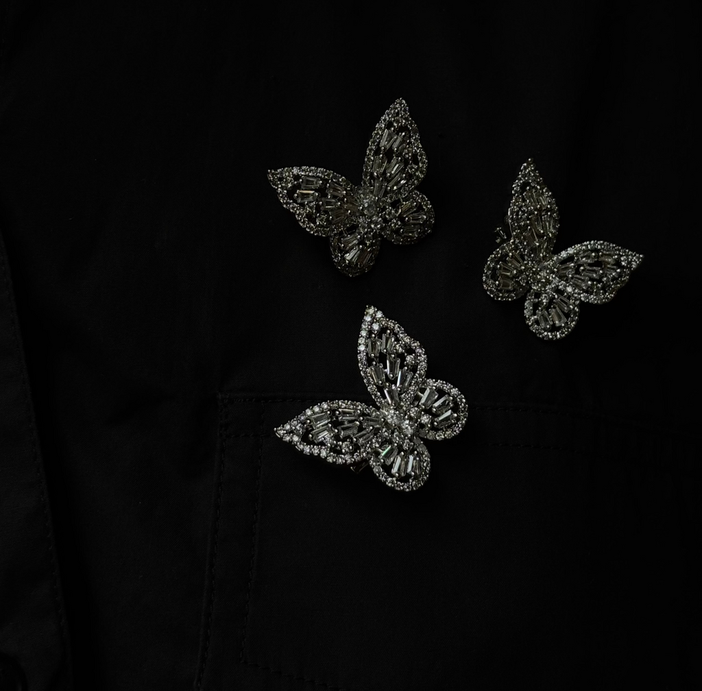 brooch for men	
rhodium	brooch	
mens brooch	
lapel pin	
jewellery shop near me