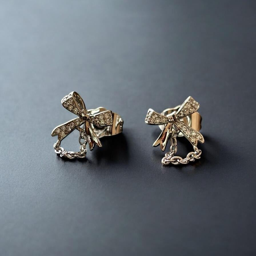 earrings design
earrings
jewellery shop near me
earcuff
fashion jewelry
hoops
stud earrings
studs
drop earrings
hoop earrings