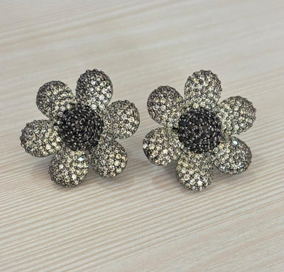 earrings design
earrings
jewellery shop near me
earring
fashion jewelry
stud earrings
studs