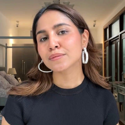 earrings design	
earrings	
jewellery shop near me	
earcuff	
fashion jewelry	
hoops	
hoop earrings	
drop earrings	