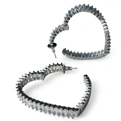 earrings design	
earrings	
jewellery shop near me	
earcuff	
fashion jewelry	
hoops	
hoop earrings	
drop earrings	