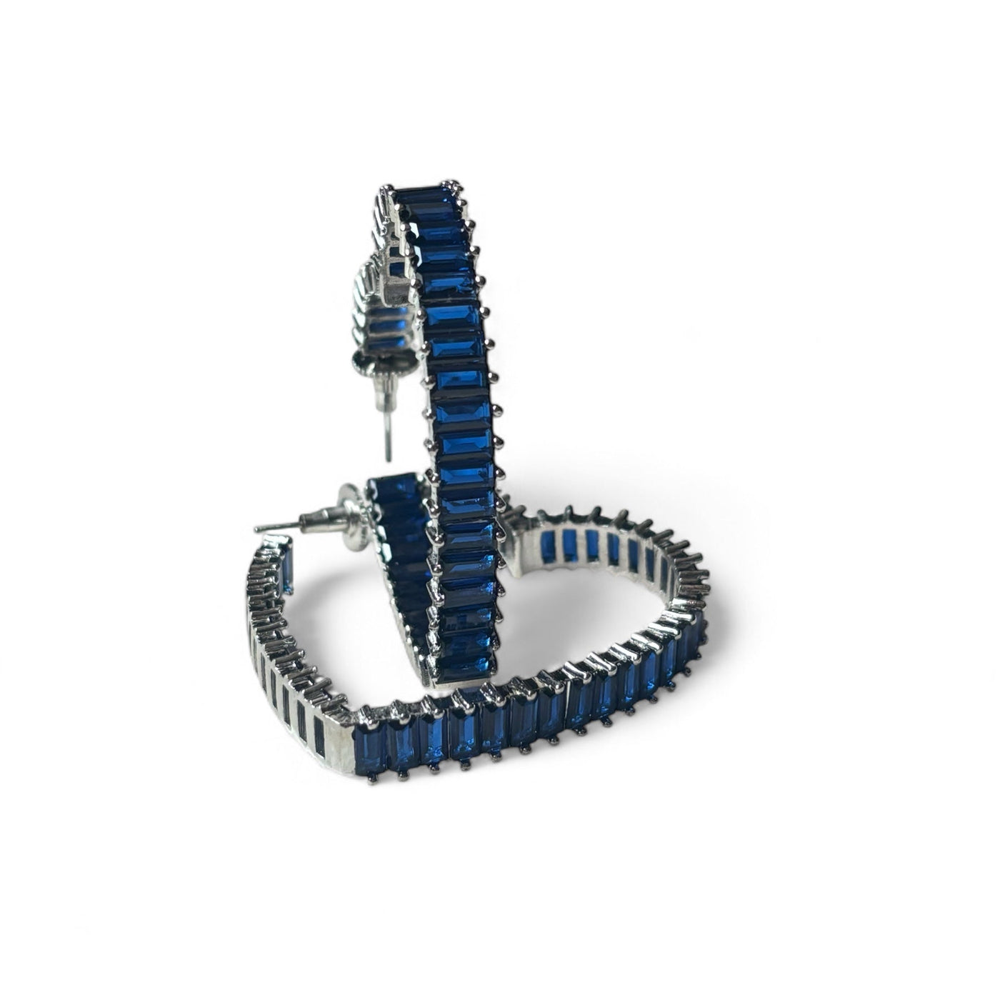 earrings design	
earrings	
jewellery shop near me	
earcuff	
fashion jewelry	
hoops	
hoop earrings	
drop earrings	