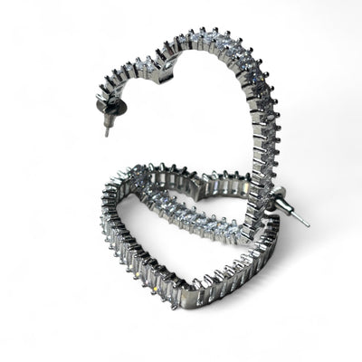 earrings design	
earrings	
jewellery shop near me	
earcuff	
fashion jewelry	
hoops	
hoop earrings	
drop earrings	