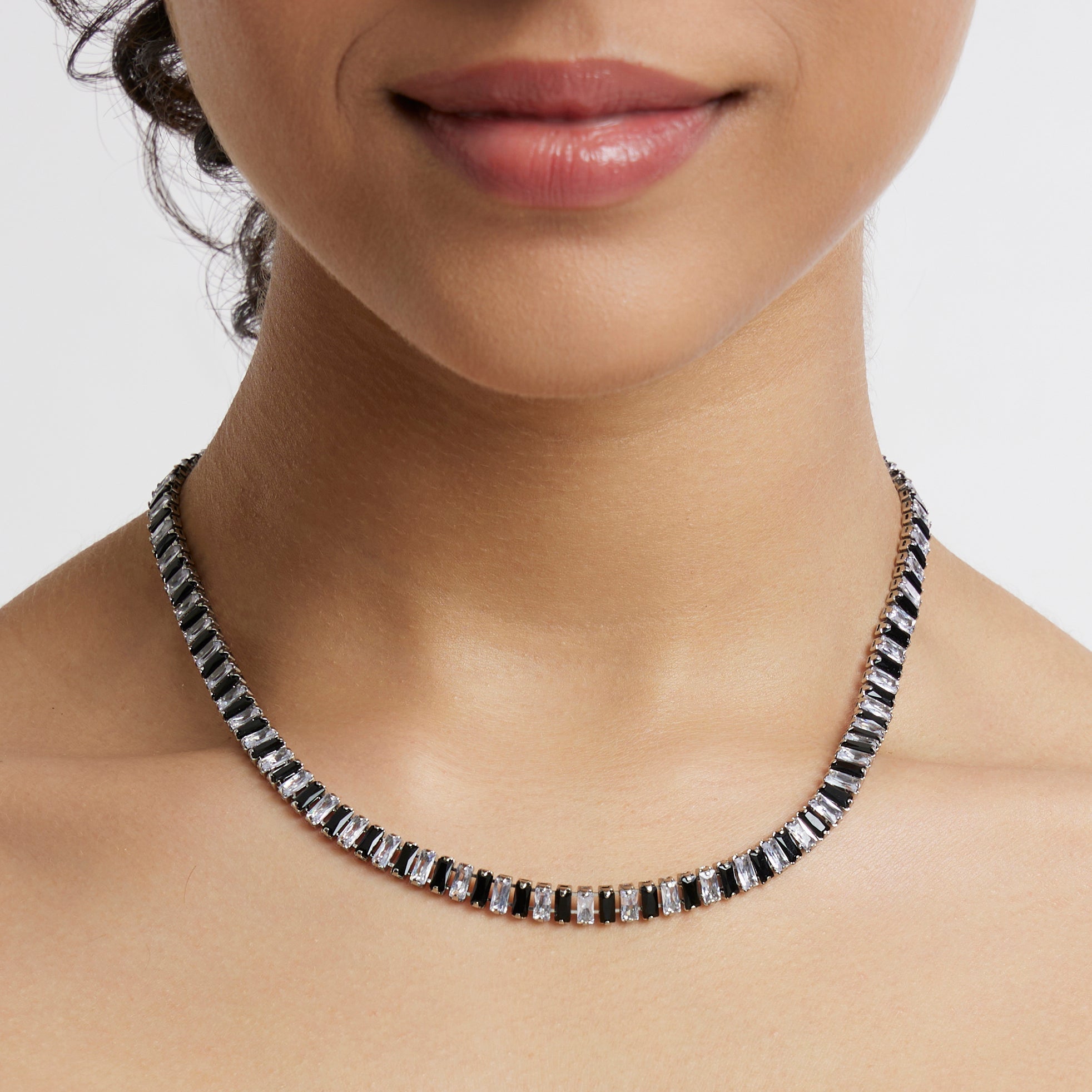 choker necklace	choker and necklace	choker set	choker	jewellery near me	jewellery shop near me	party choker	bling choker	mens choker
