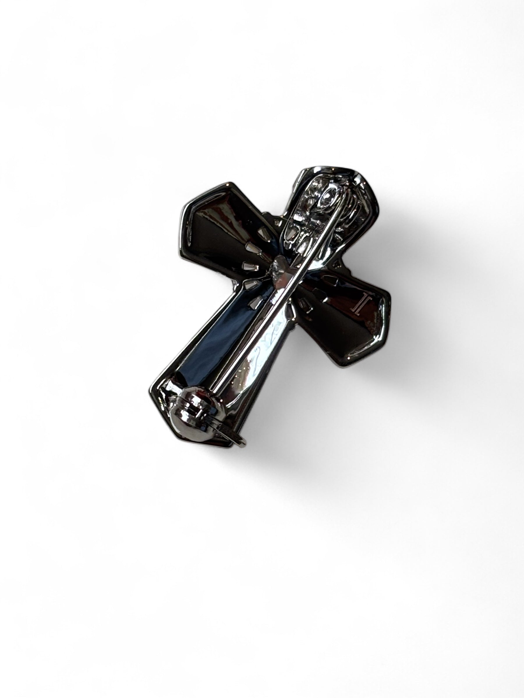 brooch for men	
rhodium	
brooch	
mens brooch	
lapel pin	
jewellery shop near me