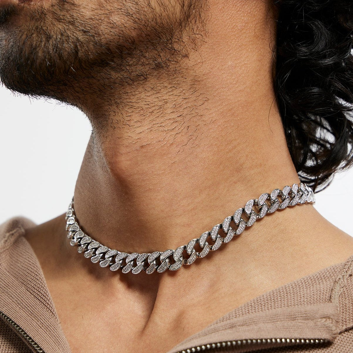 gents gold chain,	male chains, silver	chain, silver chain, chain for men,	fashion jewellery,	gold chains for men,	silver chains for men,	snake chain,	neck chain for men,	jewellery shop near me