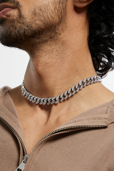 gents gold chain,	male chains, silver	chain, silver chain, chain for men,	fashion jewellery,	gold chains for men,	silver chains for men,	snake chain,	neck chain for men,	jewellery shop near me