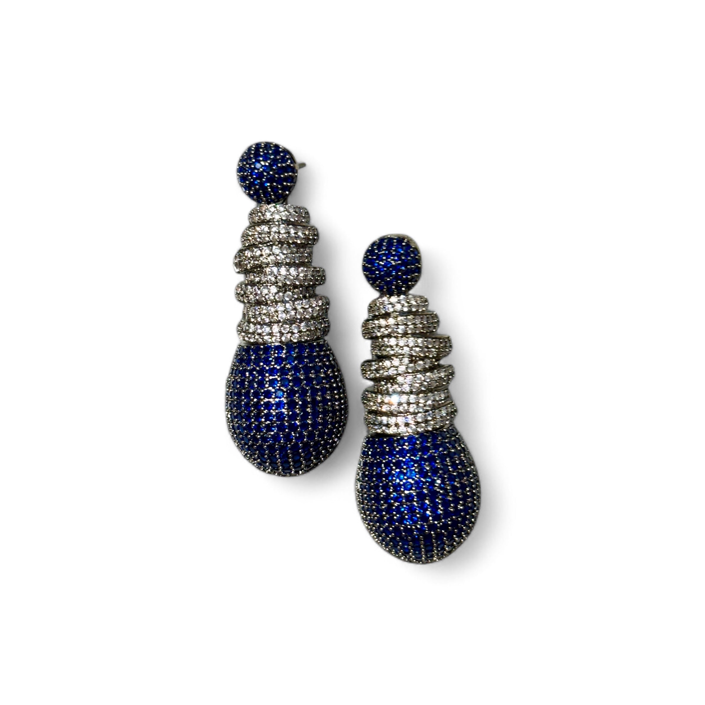 earrings design
earrings
jewellery shop near me
earcuff
fashion jewelry
hoops
stud earrings
studs
drop earrings
hoop earrings