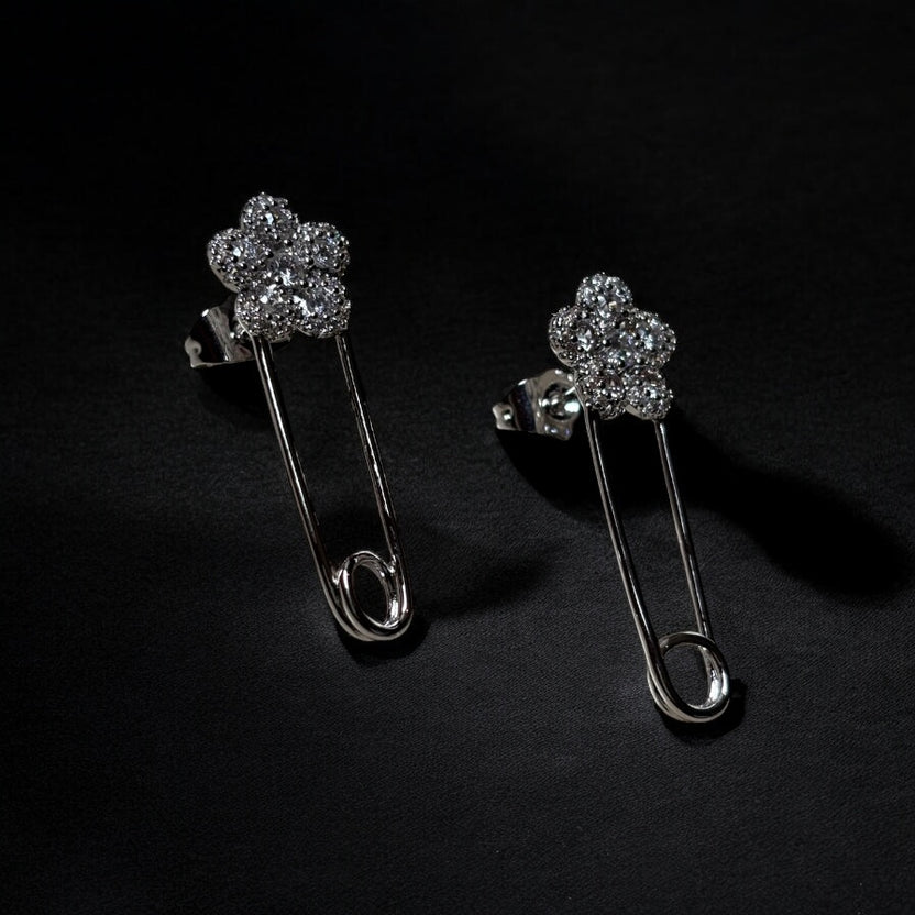 earrings design
earrings
jewellery shop near me
earcuff
fashion jewelry
hoops
stud earrings
studs
drop earrings
hoop earrings