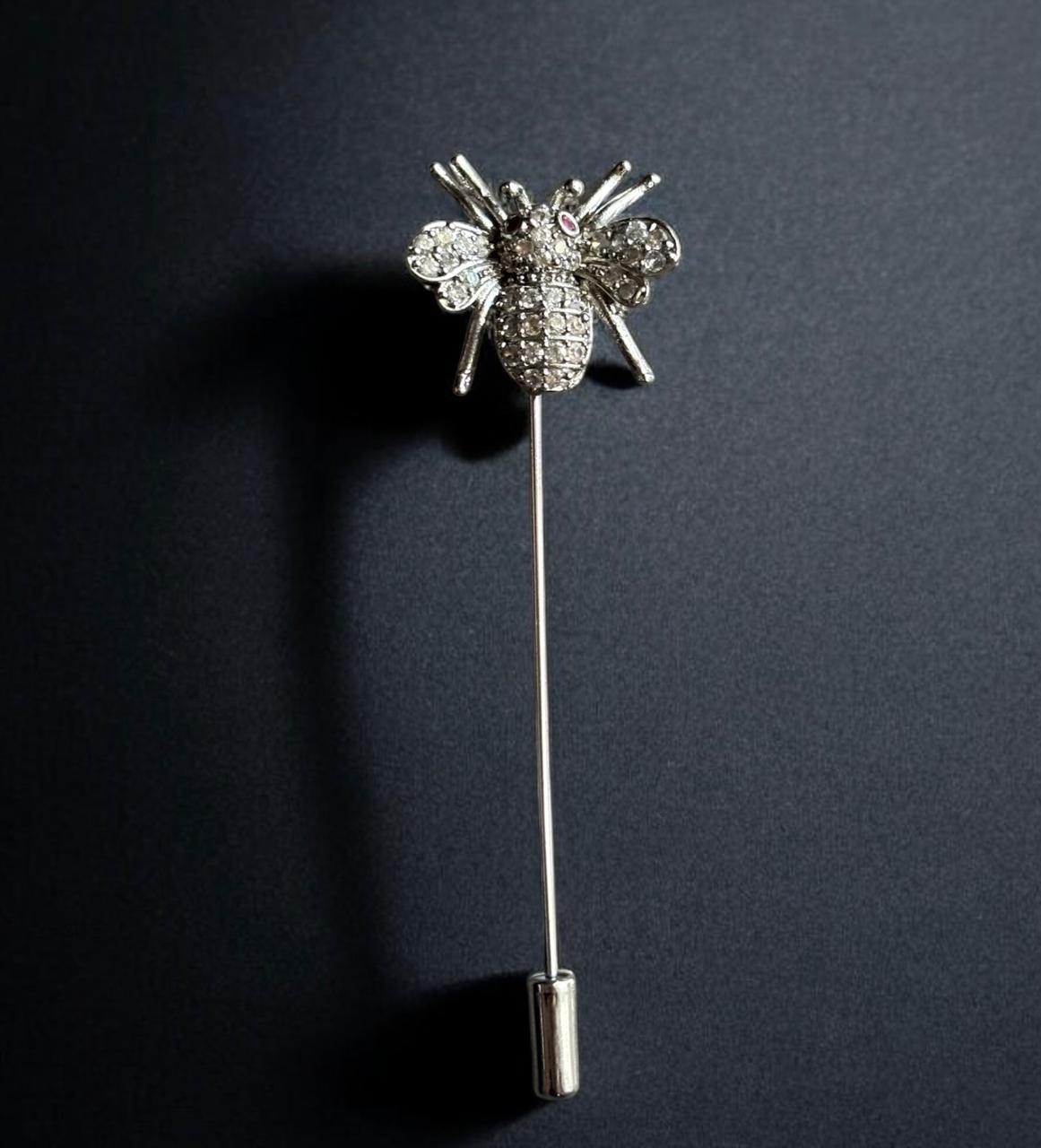brooch for men
rhodium
brooch
mens brooch
lapel pin
mens brooch
jewellery shop near me
