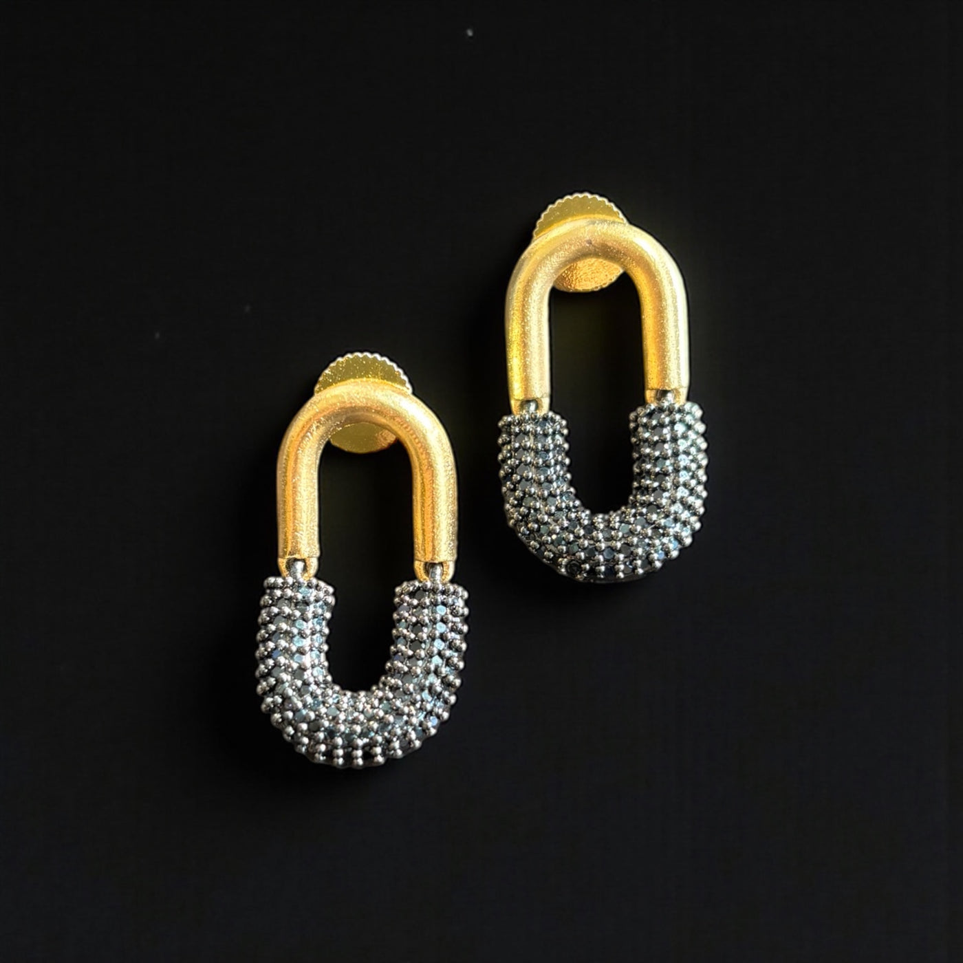 earrings design
earrings
jewellery shop near me
earcuff
fashion jewelry
hoops
stud earrings
studs
drop earrings
hoop earrings