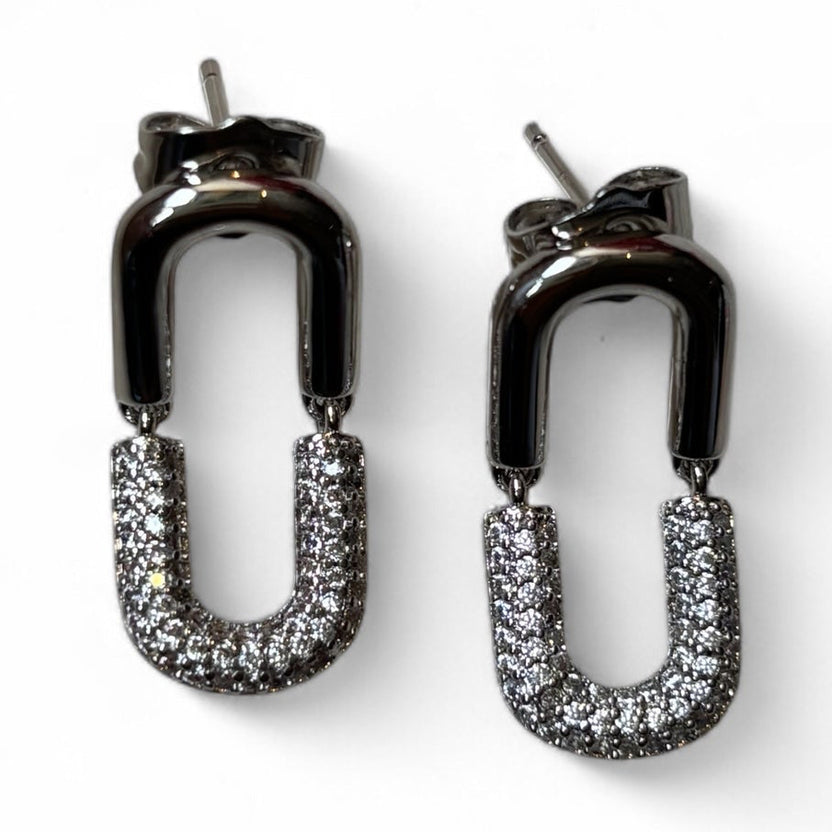 earrings design
earrings
jewellery shop near me
earcuff
fashion jewelry
hoops
stud earrings
studs
drop earrings
hoop earrings