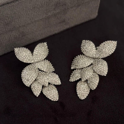 earrings design
earrings
jewellery shop near me
earcuff
fashion jewelry
hoops
stud earrings
studs
drop earrings
hoop earrings