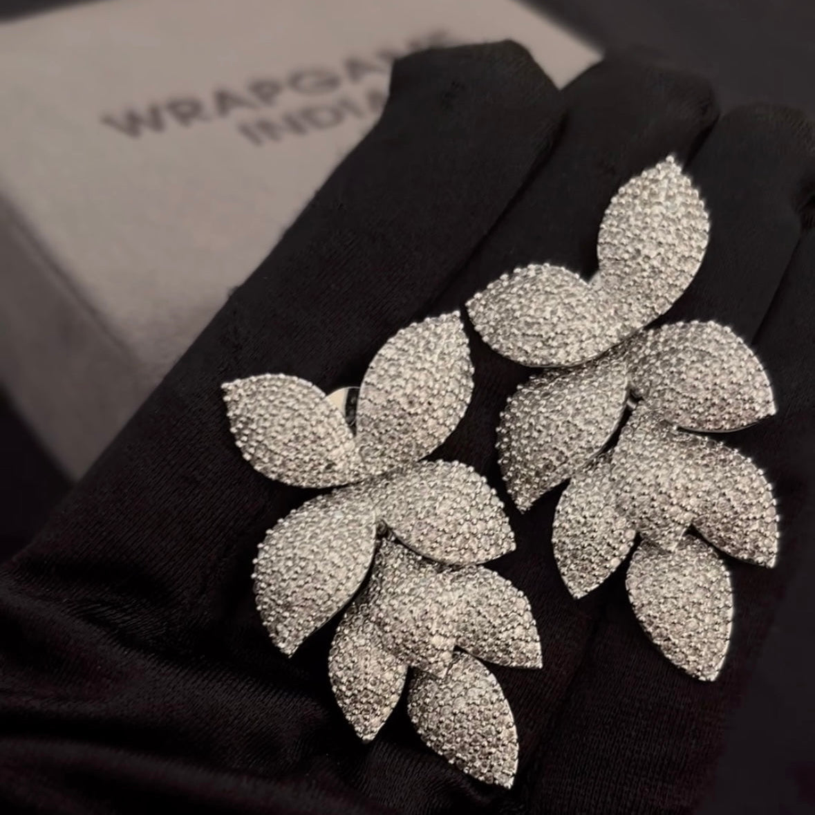 earrings design
earrings
jewellery shop near me
earcuff
fashion jewelry
hoops
stud earrings
studs
drop earrings
hoop earrings