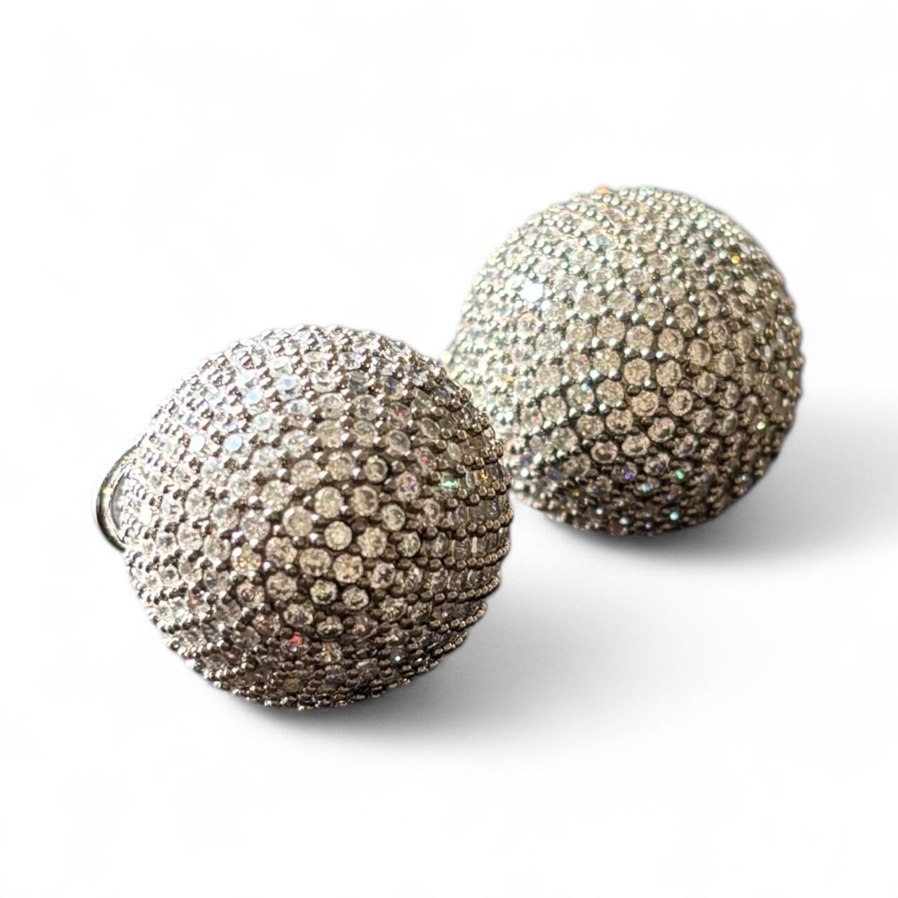 earrings design
earrings
jewellery shop near me
earcuff
fashion jewelry
hoops
stud earrings
studs
drop earrings
hoop earrings