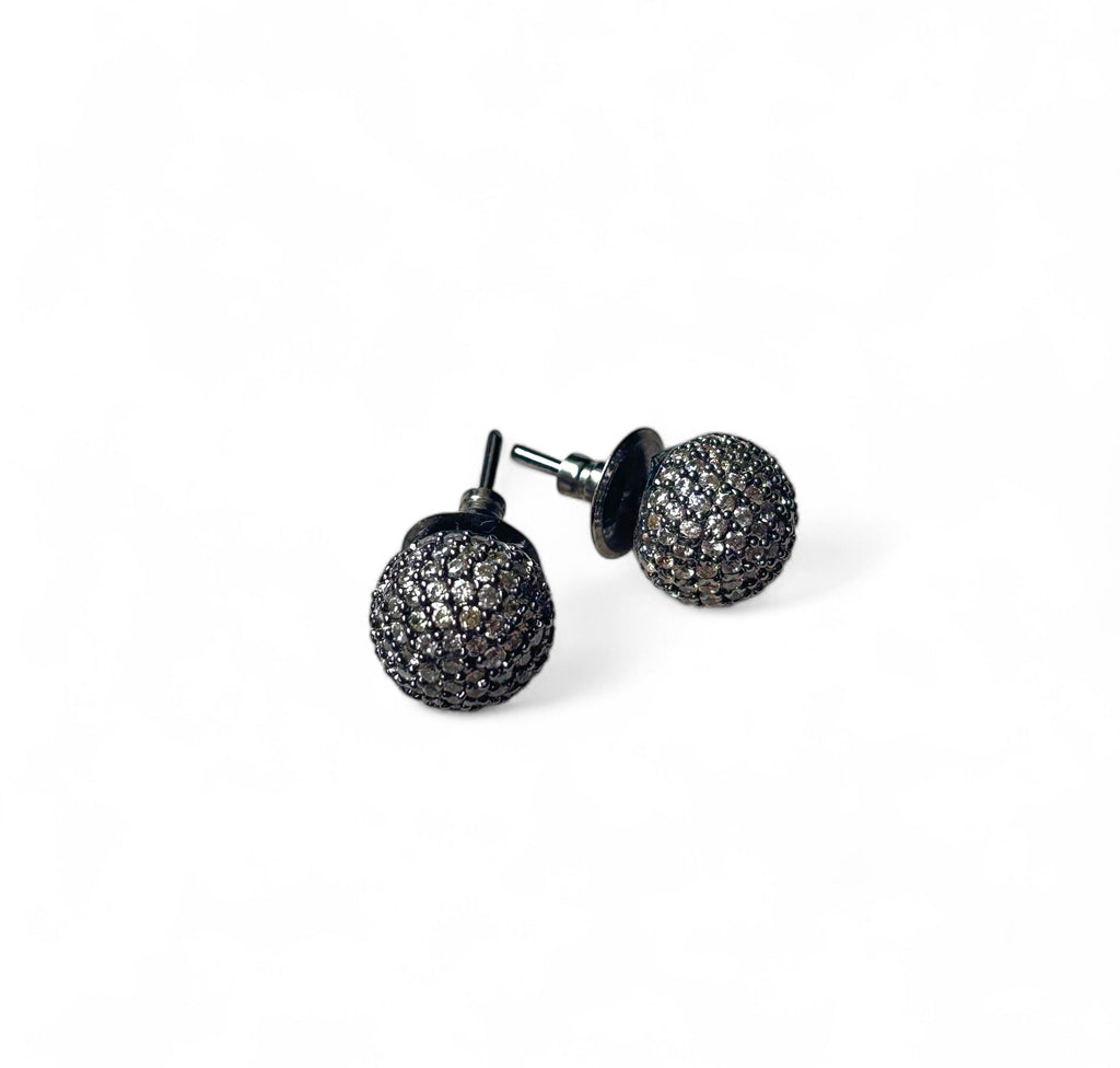 earrings design
earrings
jewellery shop near me
earcuff
fashion jewelry
hoops
stud earrings
studs
drop earrings
hoop earrings