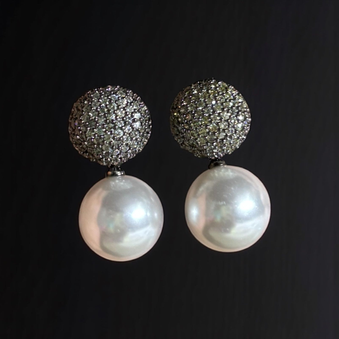 earrings design
earrings
jewellery shop near me
earcuff
fashion jewelry
hoops
stud earrings
studs
drop earrings
hoop earrings