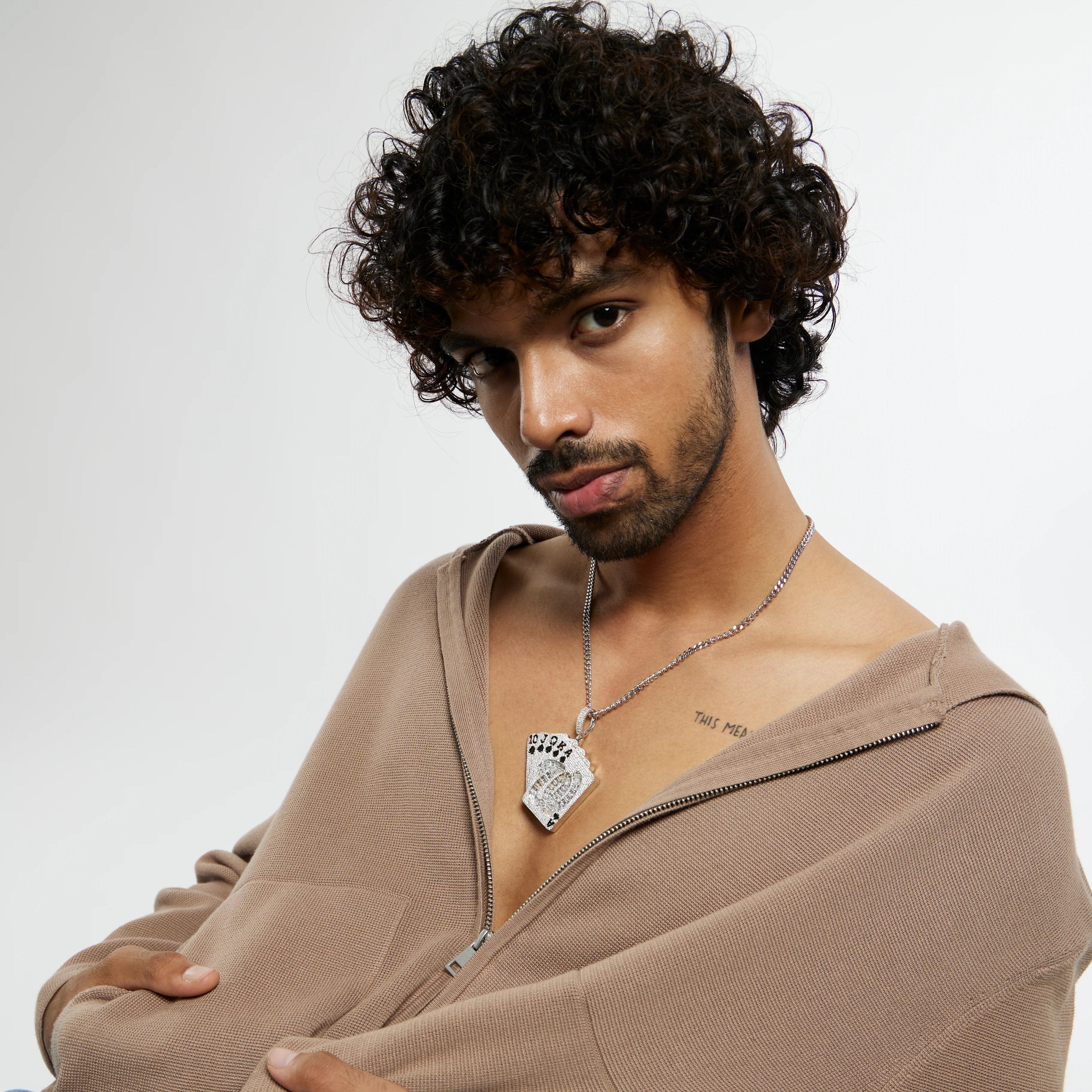 jewellery shop near me	pendants	jewellery near me	diamond pendant	gold pendant	jewelry near me	pendant	evil eye pendant	mens pendants	silver pendant	name pendant	pendant set	pendant design
