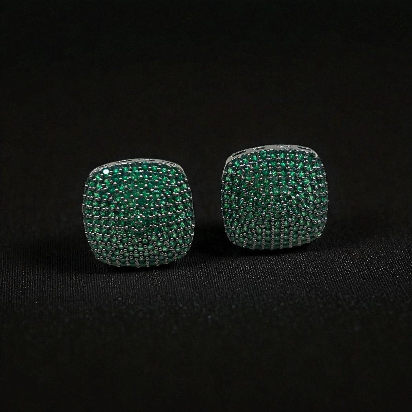 earrings design
earrings
jewellery shop near me
earcuff
fashion jewelry
hoops
stud earrings
studs
drop earrings
hoop earrings