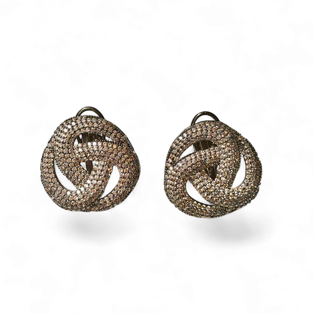 earrings design
earrings
jewellery shop near me
earcuff
fashion jewelry
hoops
stud earrings
studs
drop earrings
hoop earrings