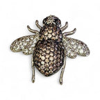 brooch for men and women
rhodium	
brooch	
Unisex brooch	
lapel pin	
jewellery shop near me