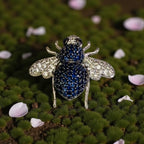 brooch for men and women
rhodium	
brooch	
Unisex brooch	
lapel pin	
jewellery shop near me