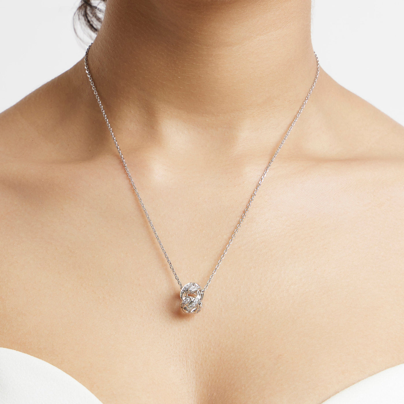 choker chain pendet necklace	choker and necklace choker	jewellery near me	jewellery shop near me	party choker	bling choker	mens choker