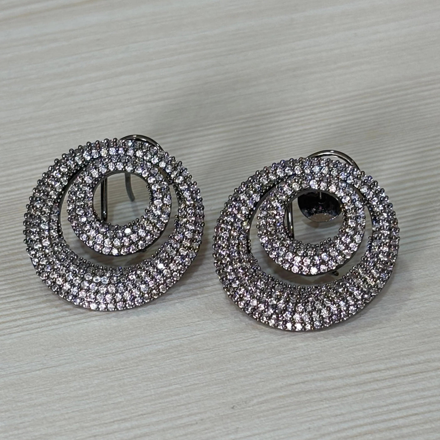 earrings design
earrings
jewellery shop near me
earring
fashion jewelry
stud earrings
studs