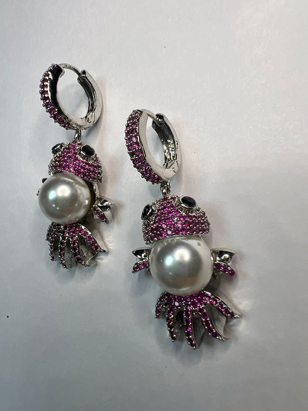 Stardust Fishy Earrings | Pearl Earrings