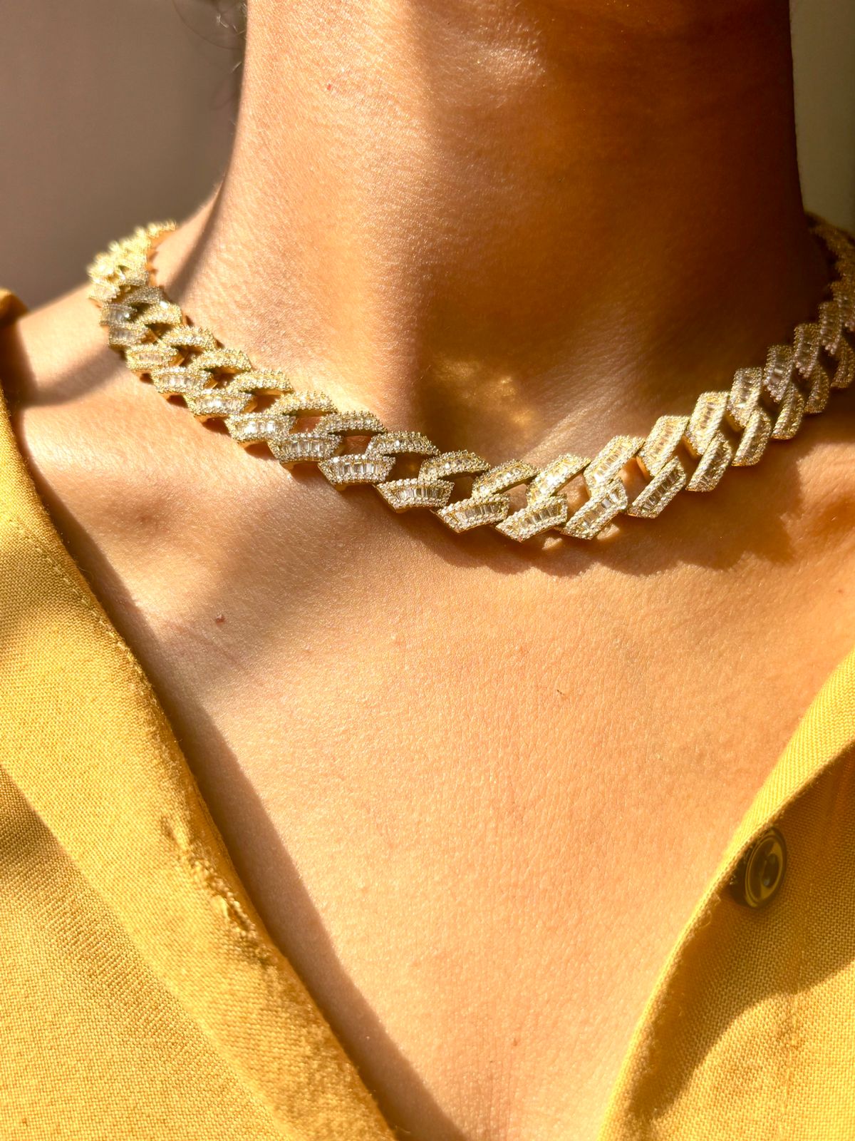 Baguette Prong Chain