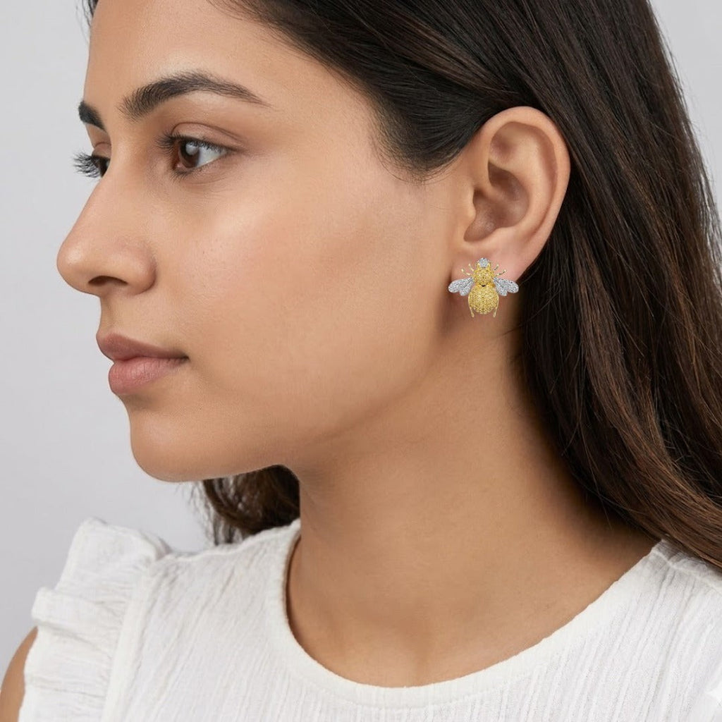 COSMIC BLING BEE EARRING (Gold Polish)