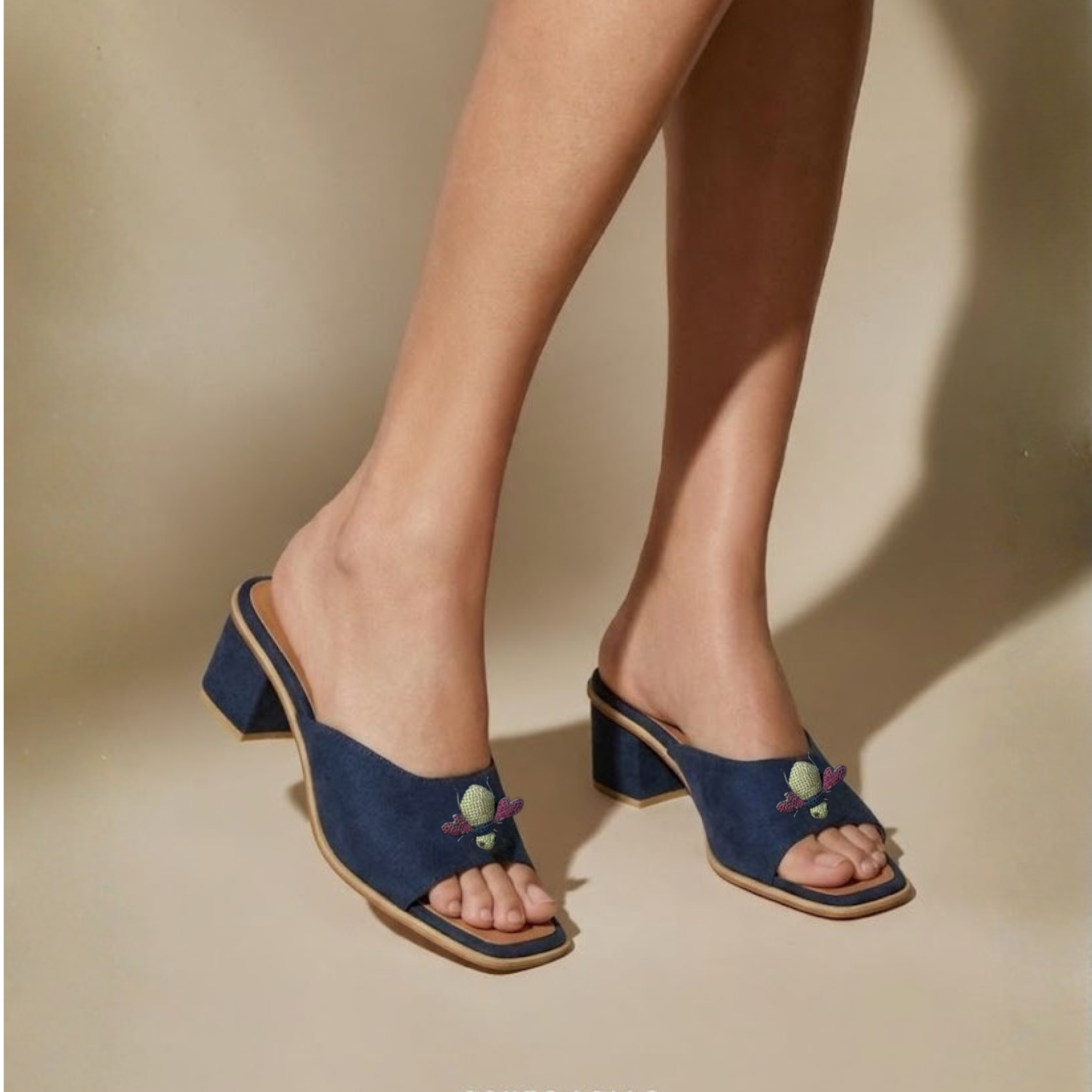 SUEDE BEE HEELS (BLUE)