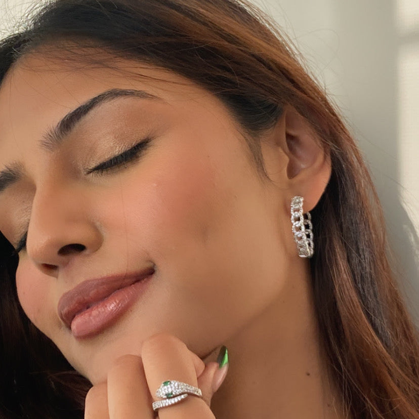 earrings design
earrings
jewellery shop near me
earcuff
fashion jewelry
hoops
stud earrings
studs
drop earrings
hoop earrings